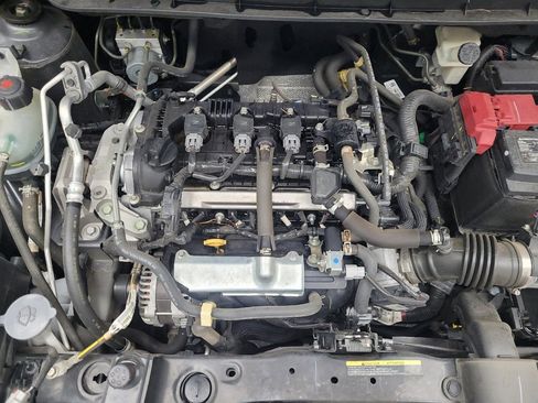 Used 2021 Nissan Kicks S FWD image 30