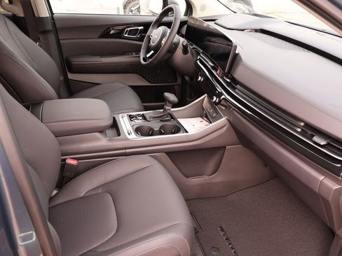 New 2026 Kia Carnival SX Prestige FWD image 11