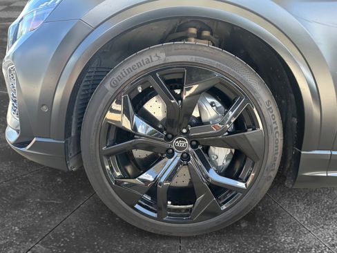 Used 2022 Audi RS Q8 w/ Black Optic Package AWD/4WD image 9