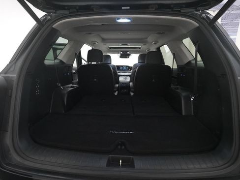 Used 2021 Hyundai Palisade Limited w/ Cargo Package FWD image 10