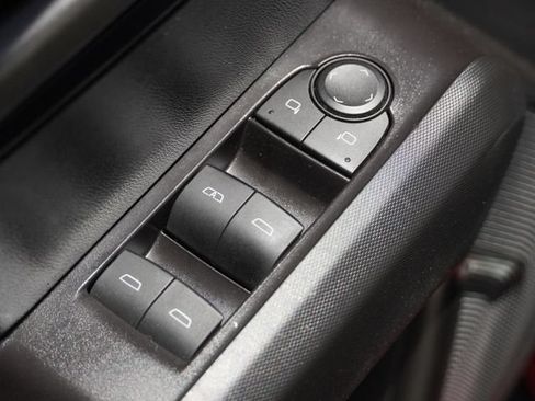 Used 2024 Chevrolet Colorado Trail Boss w/ Technology Package AWD/4WD image 20