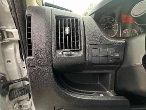 Used 2017 RAM ProMaster 2500 image 17