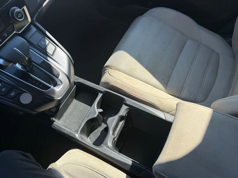 Used 2021 Honda CR-V LX image 19