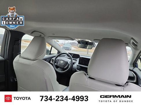 Used 2024 Toyota Prius XLE image 18