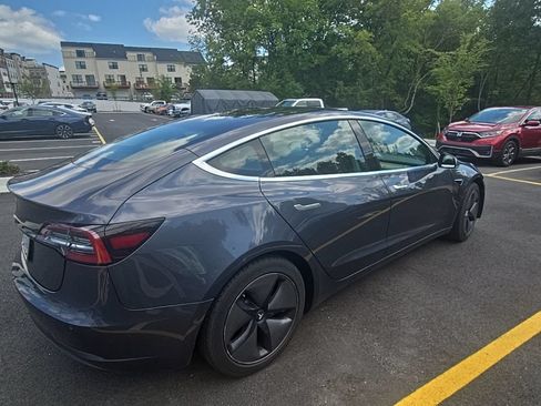 Used 2019 Tesla Model 3 Standard Range Plus RWD image 4