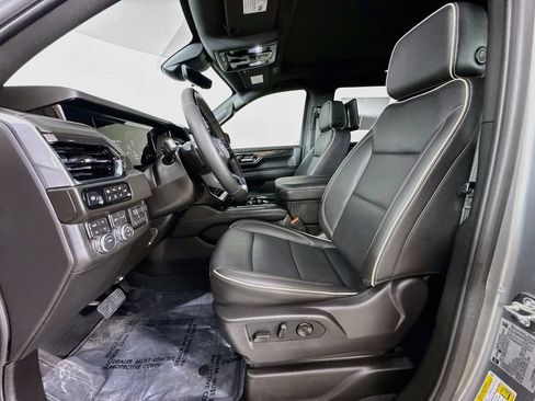 Used 2026 GMC Yukon Elevation w/ Elevation Premium Package AWD/4WD image 25