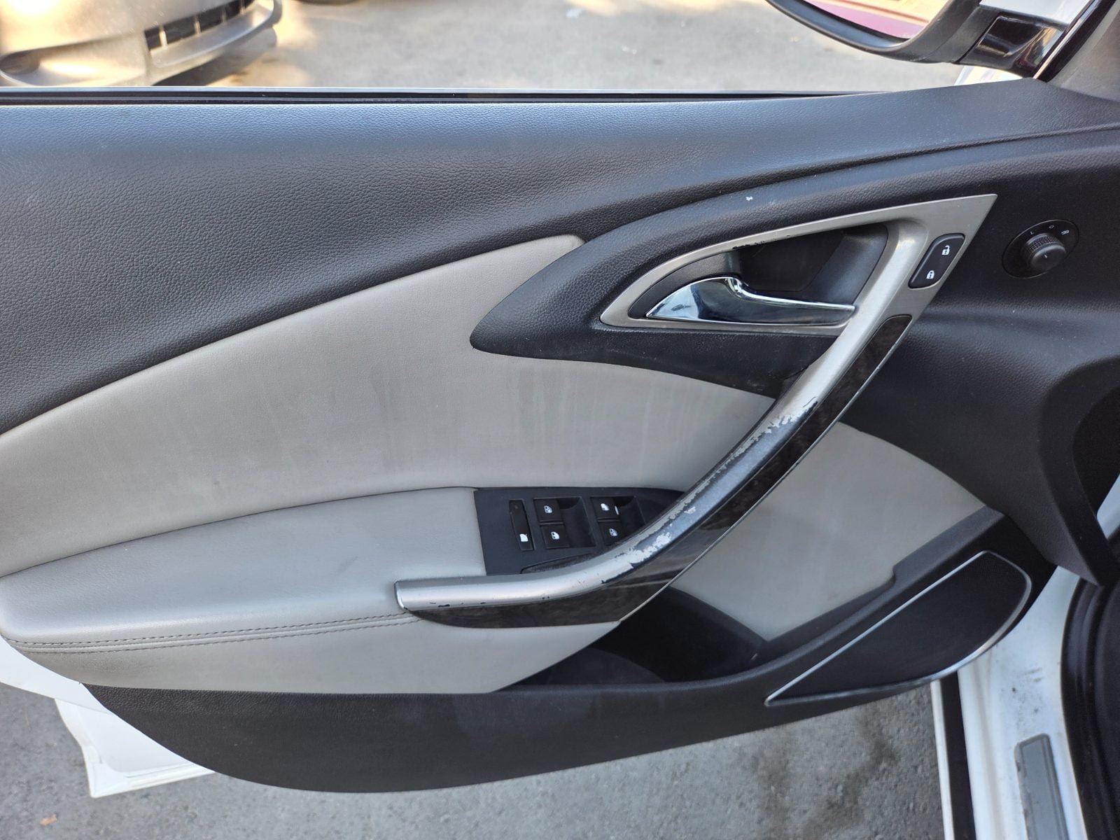Used 2016 Buick Verano FWD image 7