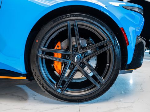 Used 2025 Aston Martin V8 Vantage Coupe image 44