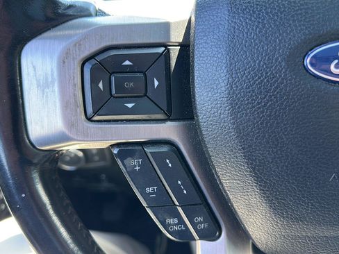 Used 2020 Ford F450 Platinum w/ FX4 Off-Road Package AWD/4WD image 16