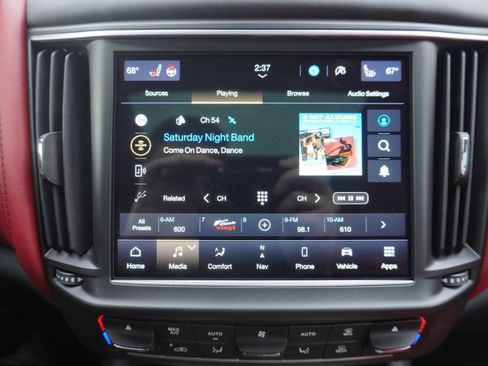 Used 2022 Maserati Levante GT image 19