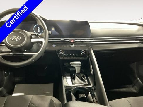 Certified 2023 Hyundai Elantra SEL w/ Convenience Package FWD image 11