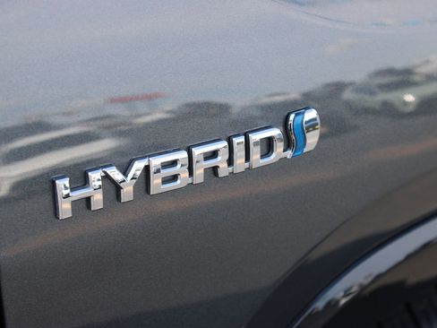 Used 2020 Toyota RAV4 XSE AWD/4WD image 30