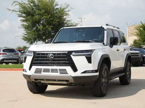 Used 2025 Lexus GX 550 AWD/4WD image 3