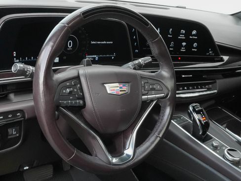 Used 2022 Cadillac Escalade Sport Platinum w/ Heavy-Duty Trailer Package AWD/4WD image 10