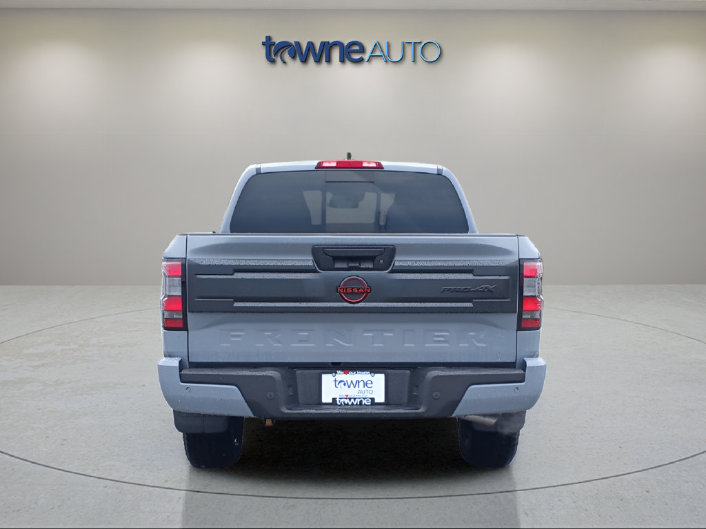 Used 2025 Nissan Frontier PRO-4X AWD/4WD image 7