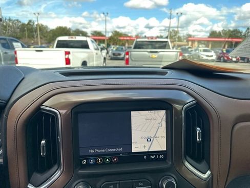 Used 2019 Chevrolet Silverado 1500 High Country w/ Technology Package image 20