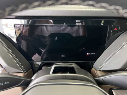 New 2026 GMC Yukon Denali Ultimate AWD/4WD image 60