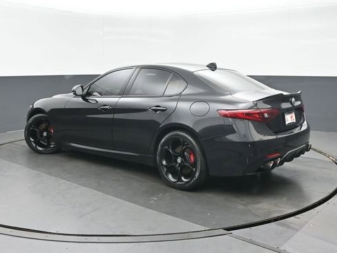 Used 2021 Alfa Romeo Giulia Ti Sport AWD/4WD image 5