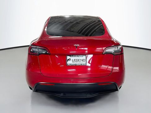 Used 2022 Tesla Model Y Long Range image 8