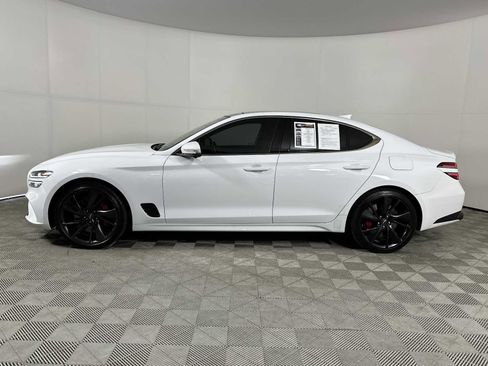 Used 2022 Genesis G70 3.3T image 5