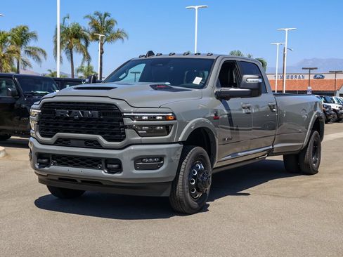 New 2026 RAM 3500 Limited AWD/4WD image 8