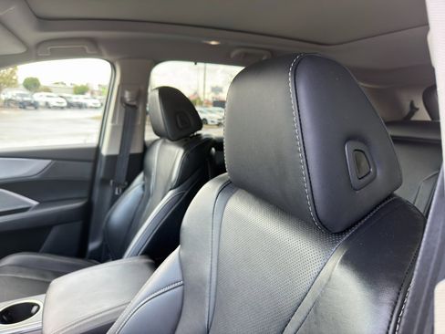 Certified 2024 Acura MDX SH-AWD w/ Technology Package image 13