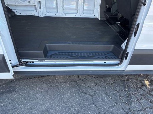 Used 2025 Ford Transit 250 148 Medium Roof Extended AWD image 20