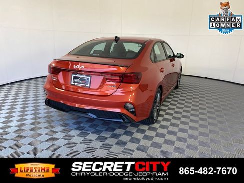 Used 2022 Kia Forte GT-Line w/ GT-Line Premium Package FWD image 7