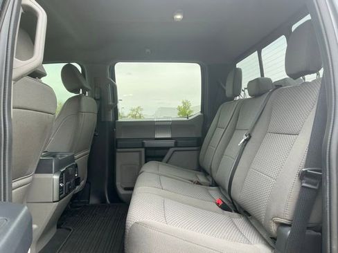 Used 2022 Ford F250 XLT w/ Black Appearance Package AWD/4WD image 32