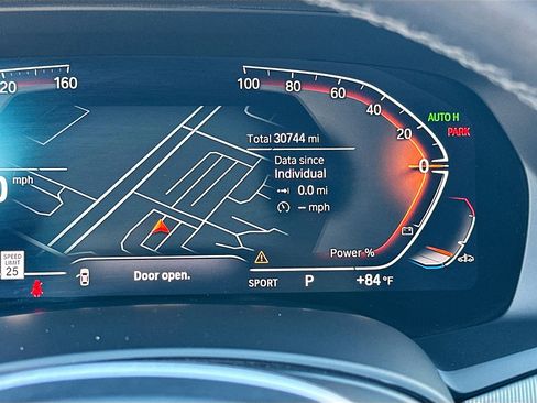 Used 2022 BMW X6 xDrive40i w/ M Sport Package image 12