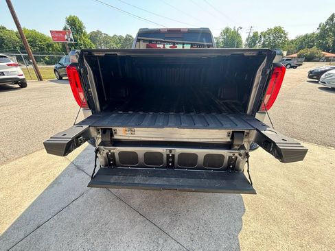 Used 2020 GMC Sierra 1500 SLT AWD/4WD image 11