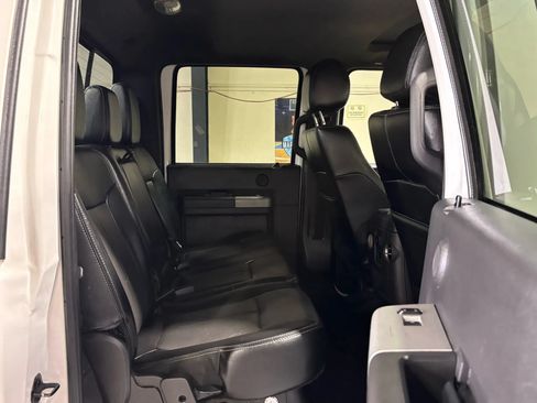 Used 2016 Ford F250 Lariat w/ Lariat Ultimate Package AWD/4WD image 15