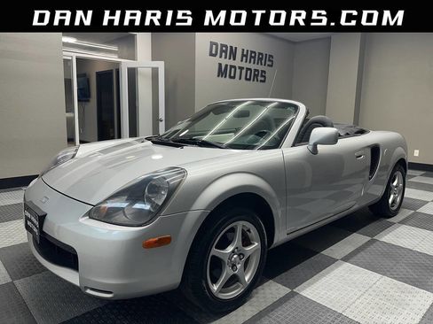 Used 2001 Toyota MR2 image 1