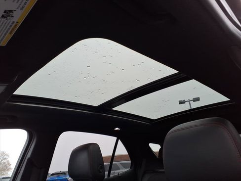 Used 2022 Chevrolet Equinox RS image 13