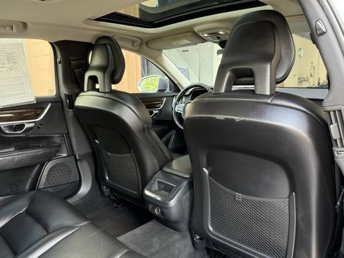 Used 2017 Volvo S90 T5 Momentum w/ Protection Package image 21