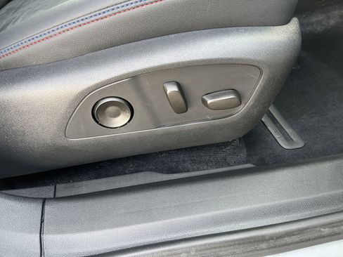 Used 2025 Chevrolet Blazer EV RS image 18