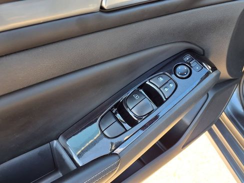 Used 2023 Nissan Altima 2.5 SV FWD image 23