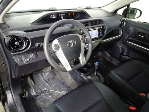 Used 2015 Toyota Prius C One image 14
