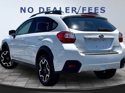 Used 2017 Subaru Crosstrek 2.0i Premium w/ Moonroof Package AWD/4WD image 4