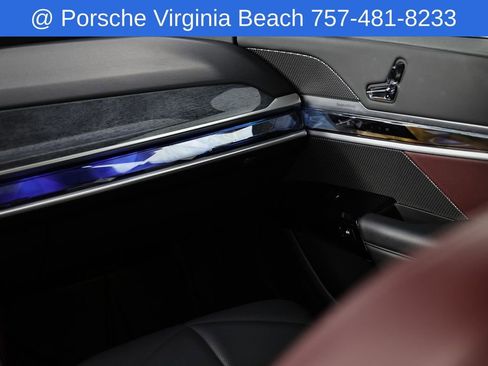 Used 2023 BMW 740i w/ Parking Assistance Package RWD image 33
