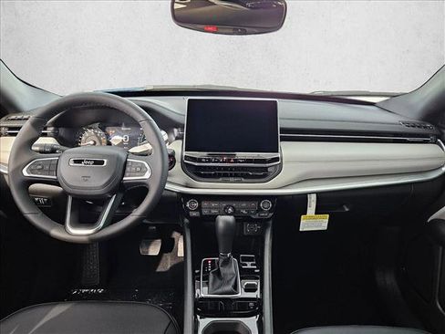 New 2026 Jeep Compass Limited image 17