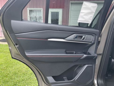 New 2026 Ford Explorer ST-Line w/ ST-Line Street Pack AWD/4WD image 25