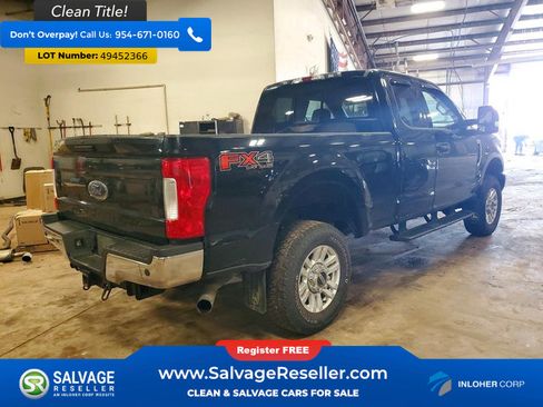 Used 2018 Ford F250 XLT w/ XLT Value Package AWD/4WD image 4