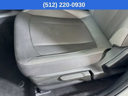 Used 2026 Subaru Crosstrek 2.5i Premium AWD/4WD image 24