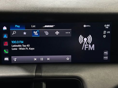 Used 2022 Porsche Taycan image 37