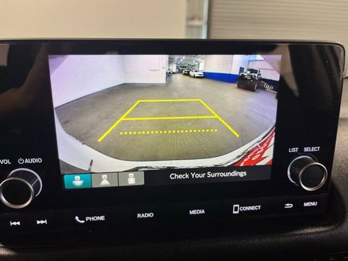 Used 2023 Honda HR-V LX image 28