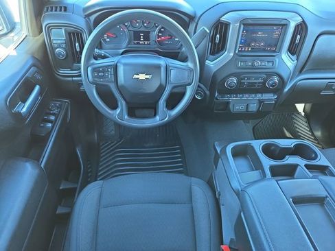 Used 2022 Chevrolet Silverado 1500 Custom image 14