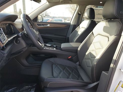 New 2026 Volkswagen Atlas SE image 17