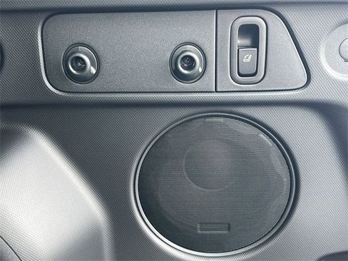 New 2025 Subaru Forester Limited w/ Popular Package #2 image 34