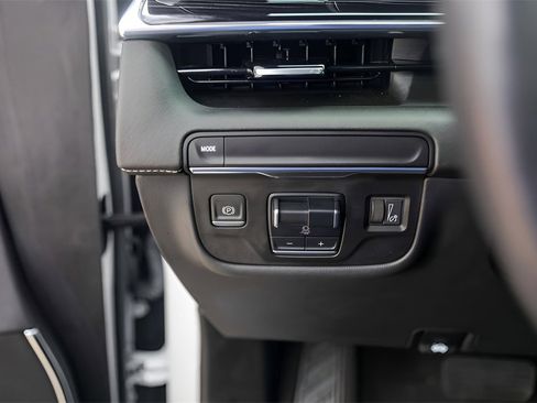 Used 2023 Cadillac Escalade Sport image 18